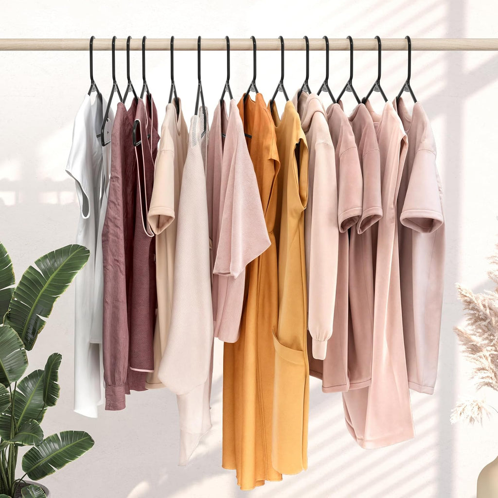Plastic Hangers 50 Pack Black - Clothes Hangers - Makes The Perfect Coat Hanger and General Space Saving Hangers for Closet and New Apartment Essentials - Percheros Ganchos para Colgar Ropa Hangars
